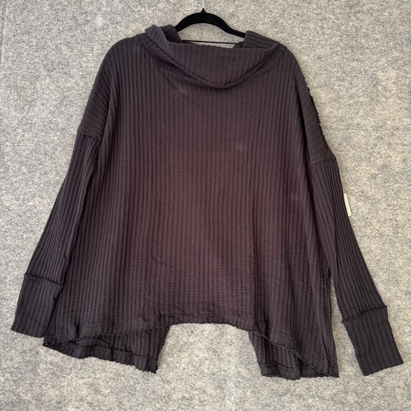 Free People Waffle Knit Boho Relaxed Fit Cowl Neck Sweater Size Small - Picture 3 of 16